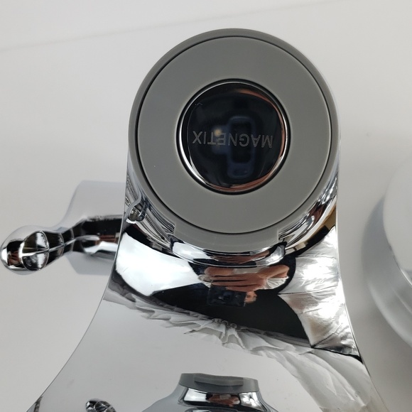 Moen 26008SRN Attract 6 Spray Hand Shower Combo - Picture 6 of 8